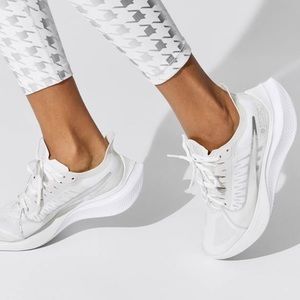 Women’s Nike zoom gravity shoes